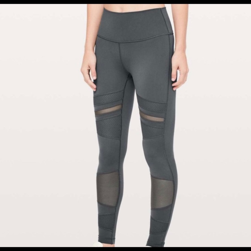 Lululemon Wunder Under High Rise Mix and Mesh 28” Women’s Size 4